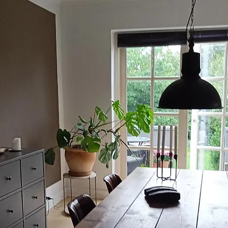 Skon Rolig Dianalund